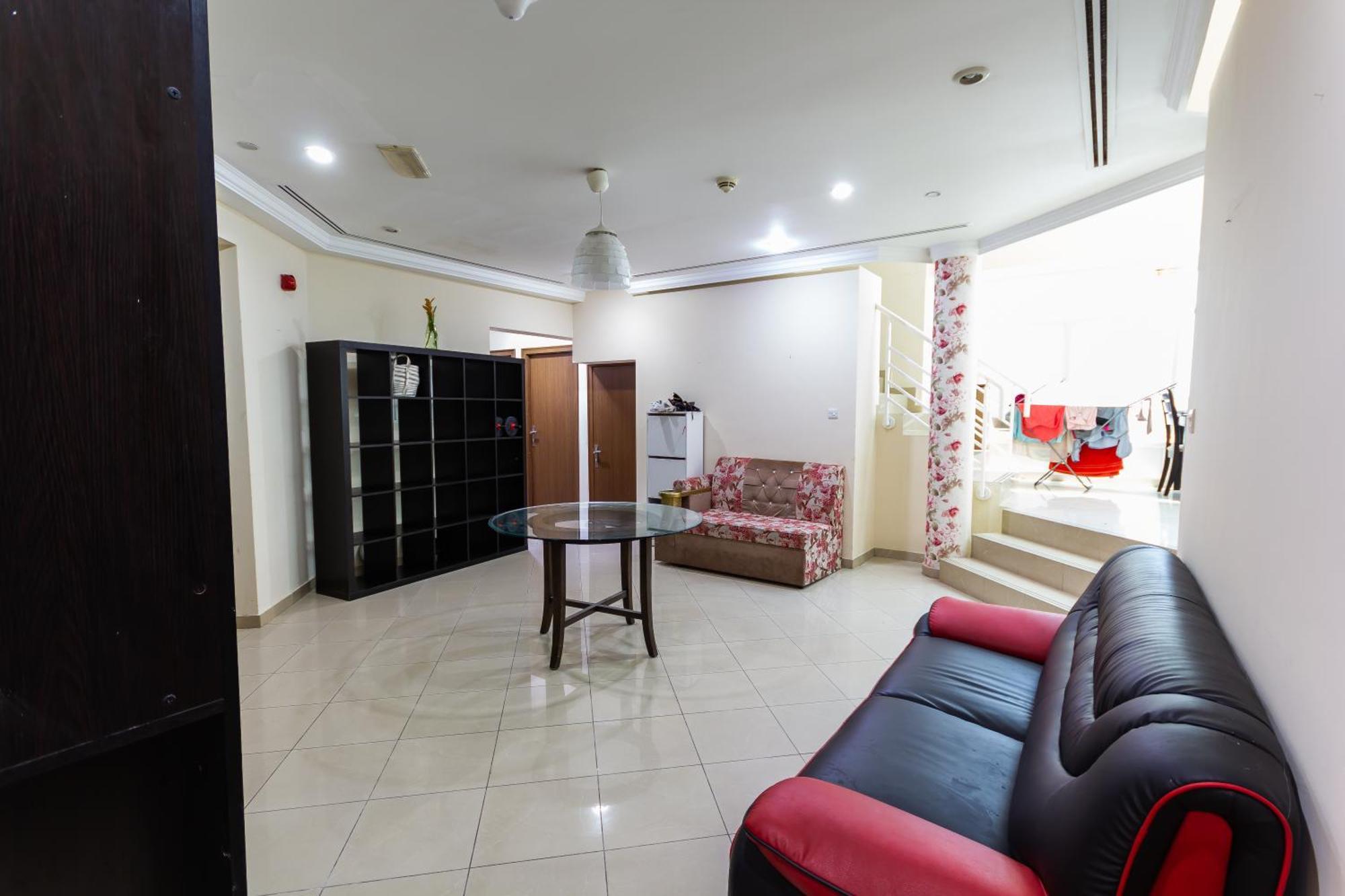Budget With Private Bathroom For 'girls' Only In Dubai, Marina Dubai